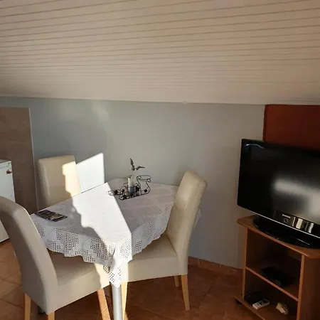 Cintya Apartment